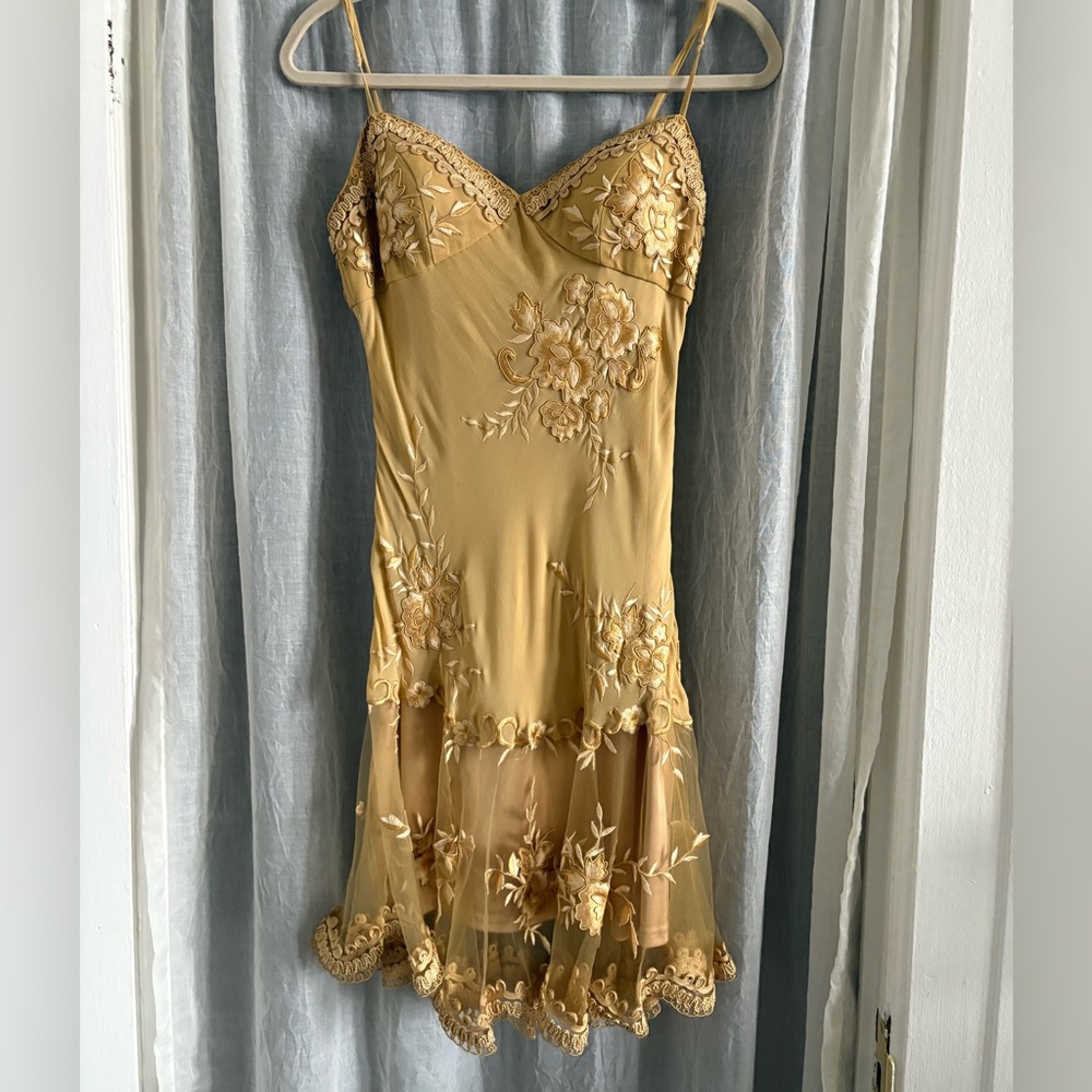 Sue Wong Y2K Vintage Gold Floral Embroidered Mini Cocktail Dress - Size 6
